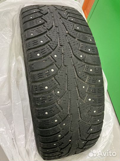 Nokian Tyres Hakkapeliitta 5 215/55 R16