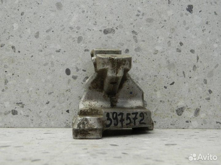 Кронштейн сопут. товар Honda CR-V 2007-2012