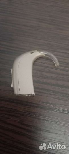 Слуховой аппарат oticon 4х канальный + батарейки