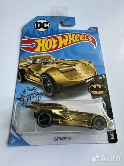 Hot wheels Batmobile Золотой / Batman