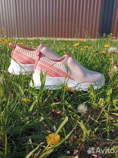 Кроссовки для девочки 35 размера летние