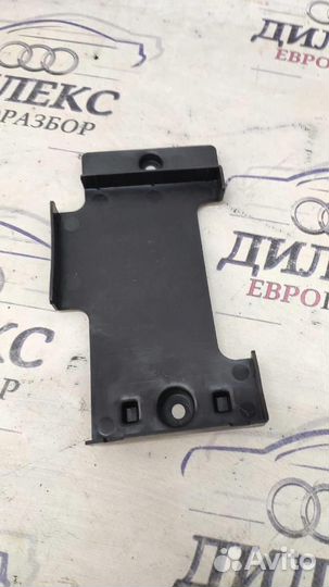 Кожух рулевой колонки Audi A6 (C6 4F) 2004-2011