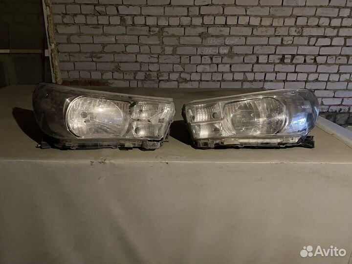 Фара тойота хайлакск 8