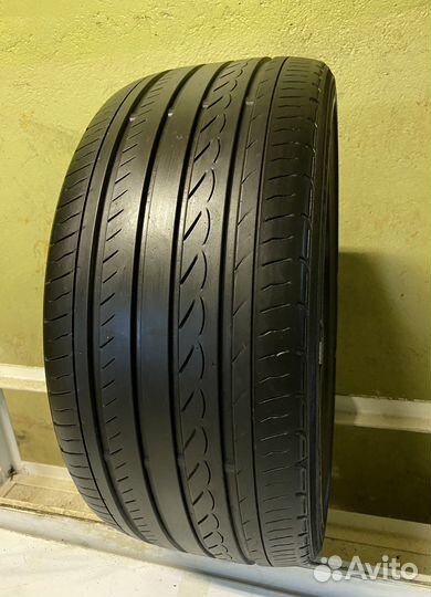 Yokohama Advan dB V551 245/35 R19 93W