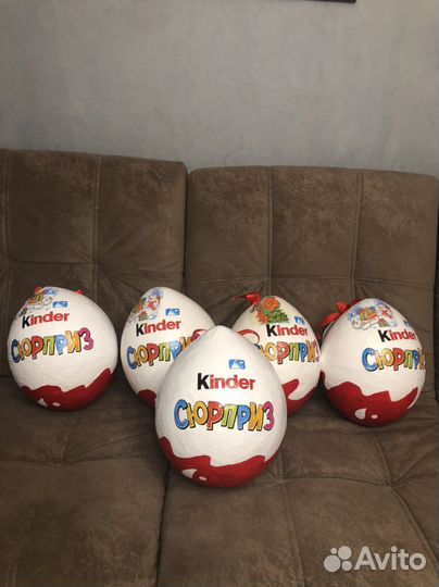 Большой киндер сюрприз