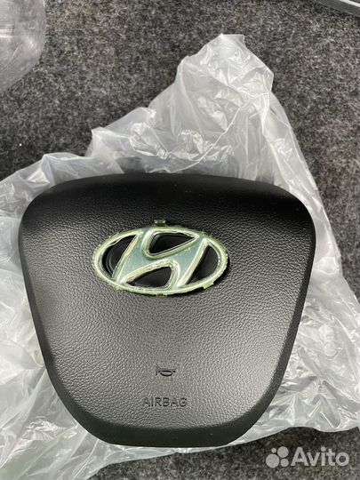 Крышка подушки безопасности руля