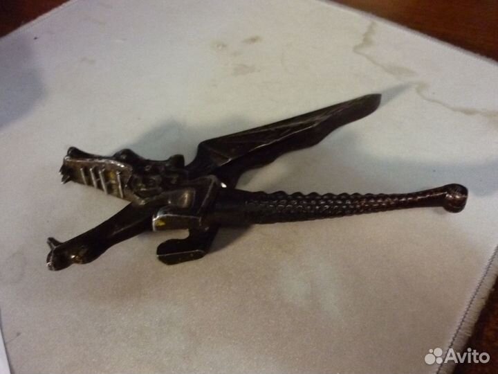 Щипцы-дракон для колки орехов, СССР