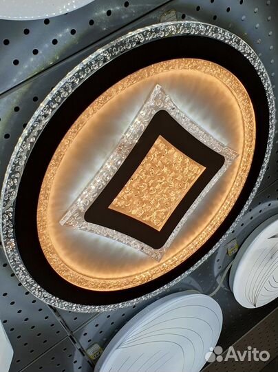 Люстра потолочная светодиодная с пультом 160вт