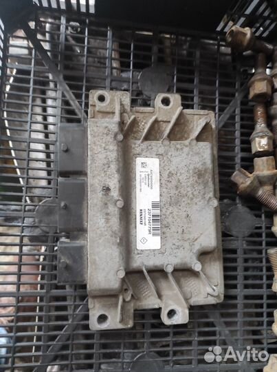 Эбу двигателя Renault Sandero 2, Logan 2