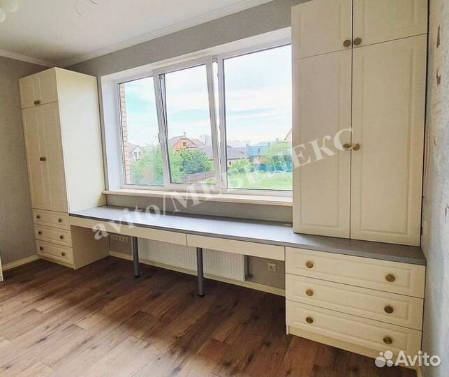 Мебель в детскую комнату