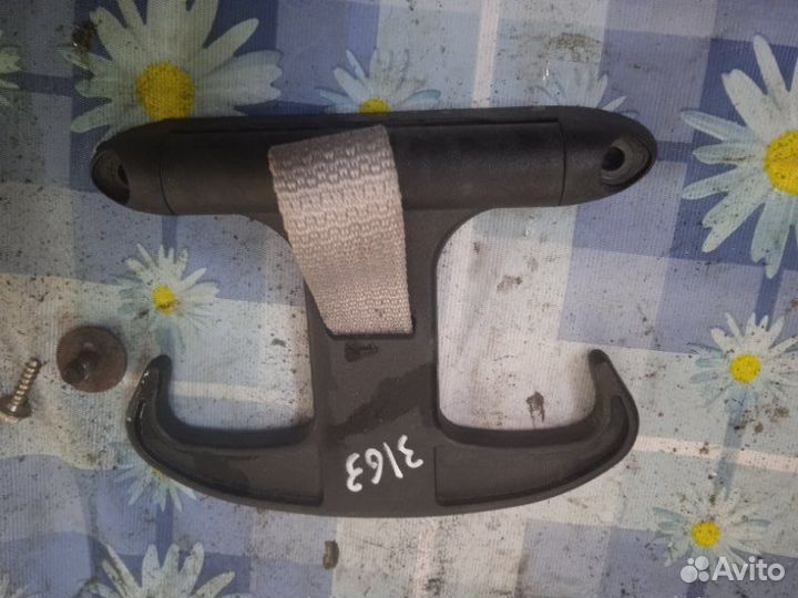 Крючок багажник Skoda