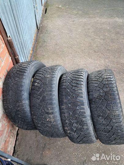 Nitto Therma Spike (NTSPK-B02) 225/60 R18 107B
