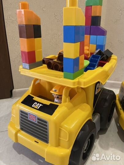 Самосвал lego mega bloks car