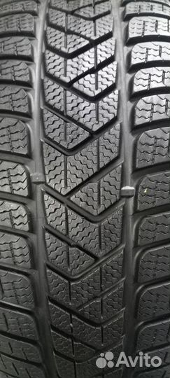 Pirelli Winter Sottozero 3 225/45 R18 95H