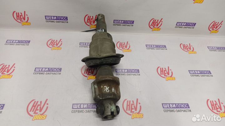 Вал рулевого редуктора Chevrolet Tahoe 1995-2000г