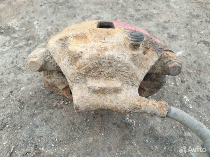 Суппорт передний левый скоба VW Pointer Поинтер