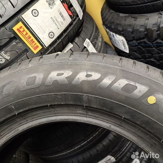 Pirelli Scorpion 235/45 R20 100W