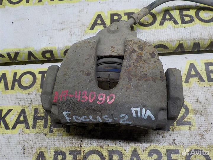 Суппорт передний левый Ford Focus II 2005-2011