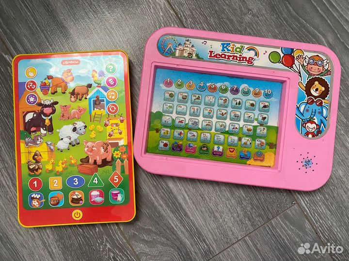 Игрушки, планшет, игры