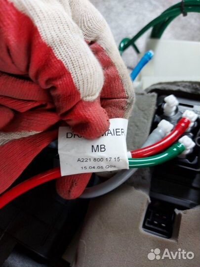 Насос воздушный Mercedes-Benz S-Class W221 2012