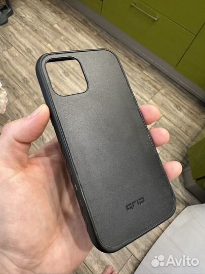 Dbrand Grip iPhone 12pro & Silicon case ip12pro