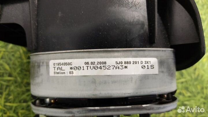 Подушка безопасности в руль (airbag) Skoda Fabia