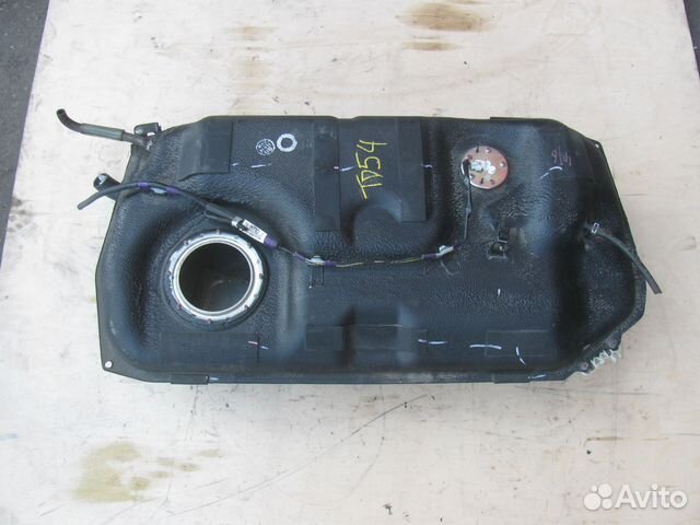 Бак сузуки гранд витара 2. Бак сузуки гранд витара 2. Топливный бак сузуки витара 2016. Бак сузуки гранд витара 2. Бензобак гранд витара 2 поколения.