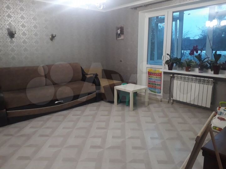 3-к. квартира, 72,8 м², 1/2 эт.