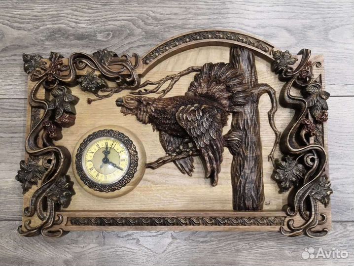 Панно из дерева