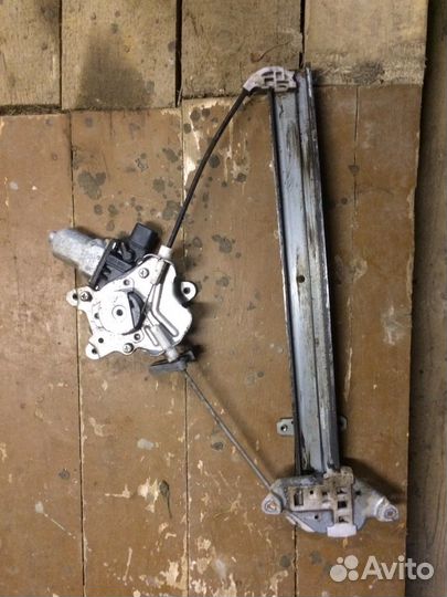 Стеклоподъемник лансер 9