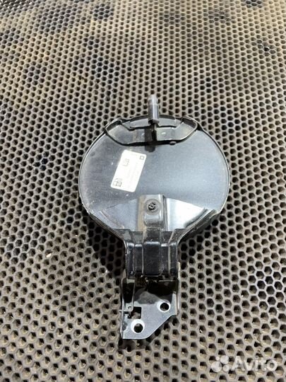 Лючок бензобака Чёрный Chevrolet Cobalt 2 Кобальт