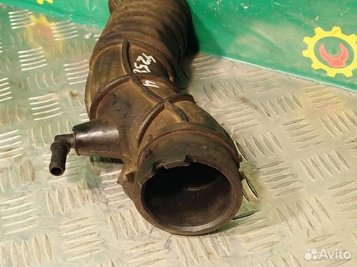 Патрубок воздушного фильтра Renault Megane 3