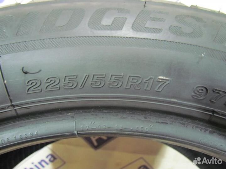 Bridgestone Blizzak LM-001 225/55 R17 101K