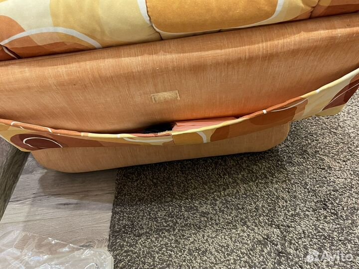 Диван 8 марта б/у