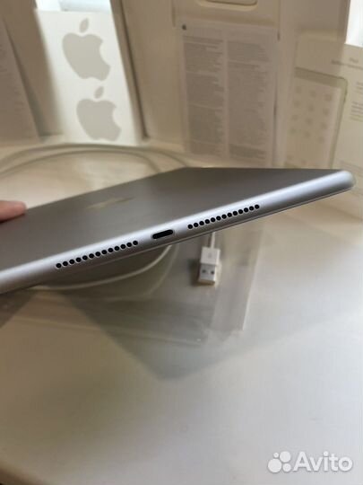 iPad 2017 wifi+cellular