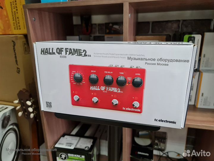 TC Electronic Hall OF Fame 2 X4 reverb педаль