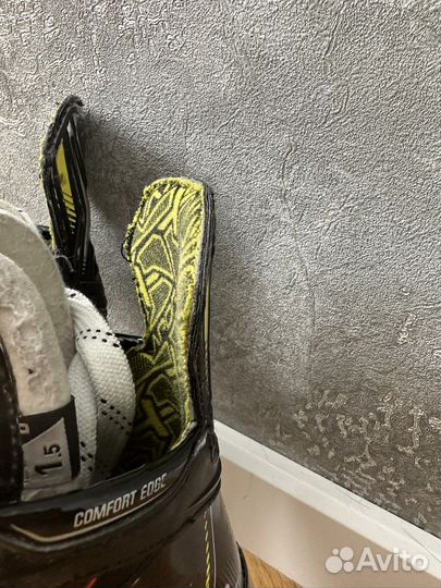 Хоккейные коньки bauer