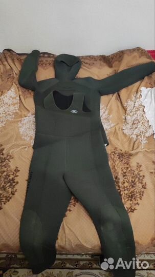 Гидрокостюм 9 мм