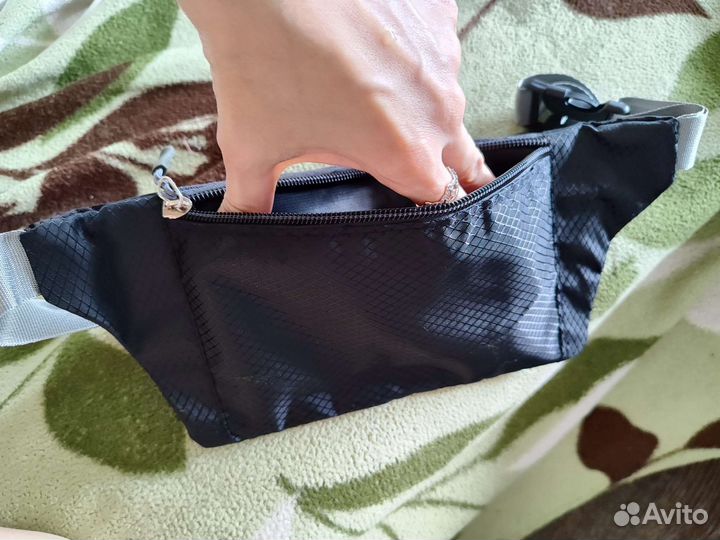 Сумка поясная,новая