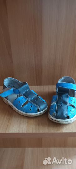 Сандали детские