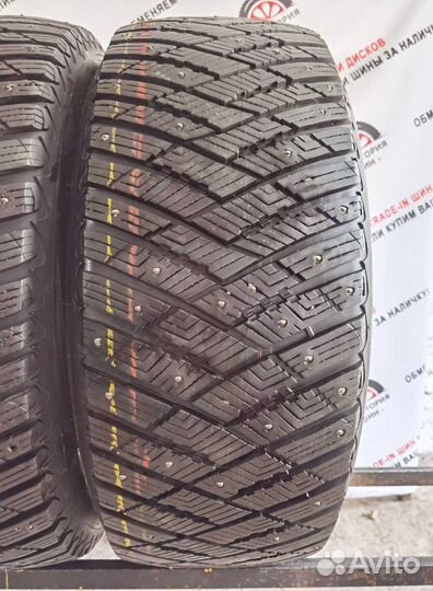 Goodyear UltraGrip Ice SUV 255/55 R18 107P