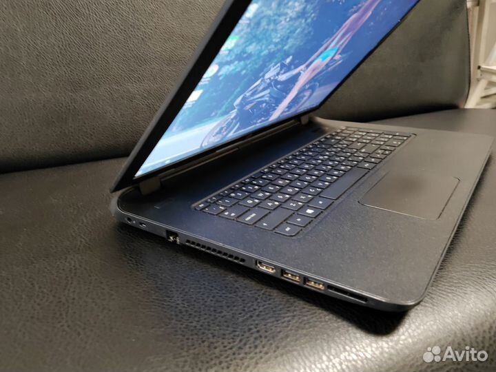 Игровой HP 17,3 / A10-5745M/AMD R7 M260/SSD 256GB