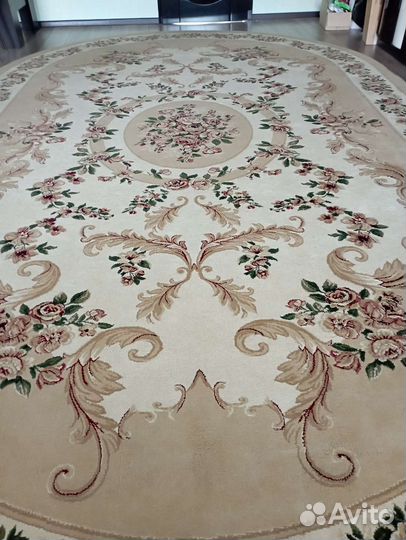 Ковер полушерстяной