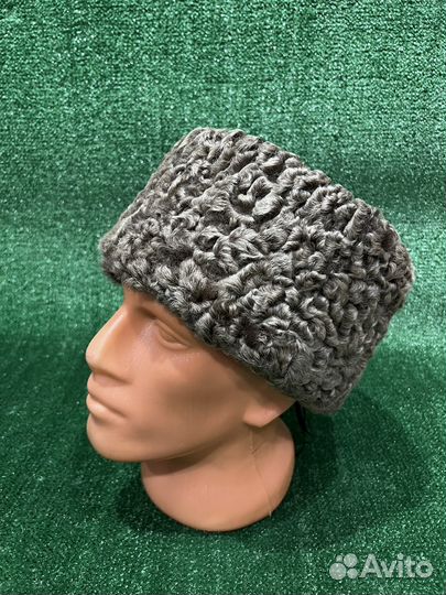 Каракулевая шапка