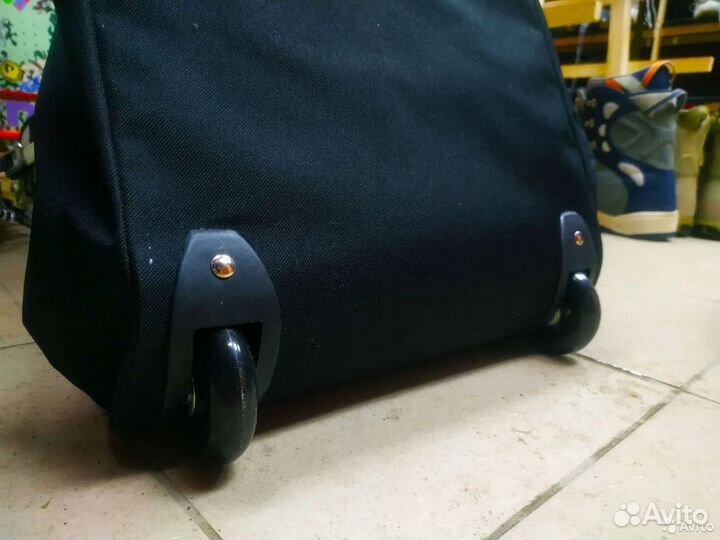 Сноуборд Чехол на колесах новый Olymp