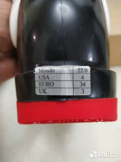 Горнолыжные ботинки детские 262 мм, евро 34