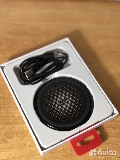 Беспроводное зарядное устройство для телефона