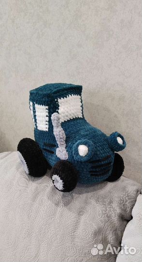 Вязанные трактор ручной работы