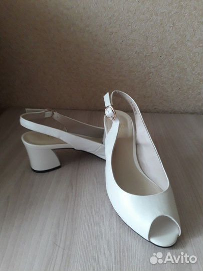 Босоножки