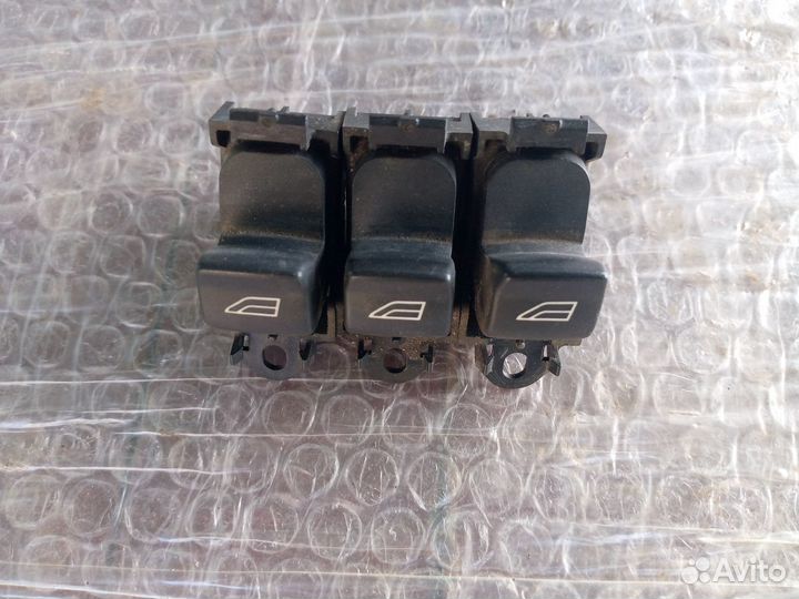 Кнопка стеклоподъёмника Volvo S40